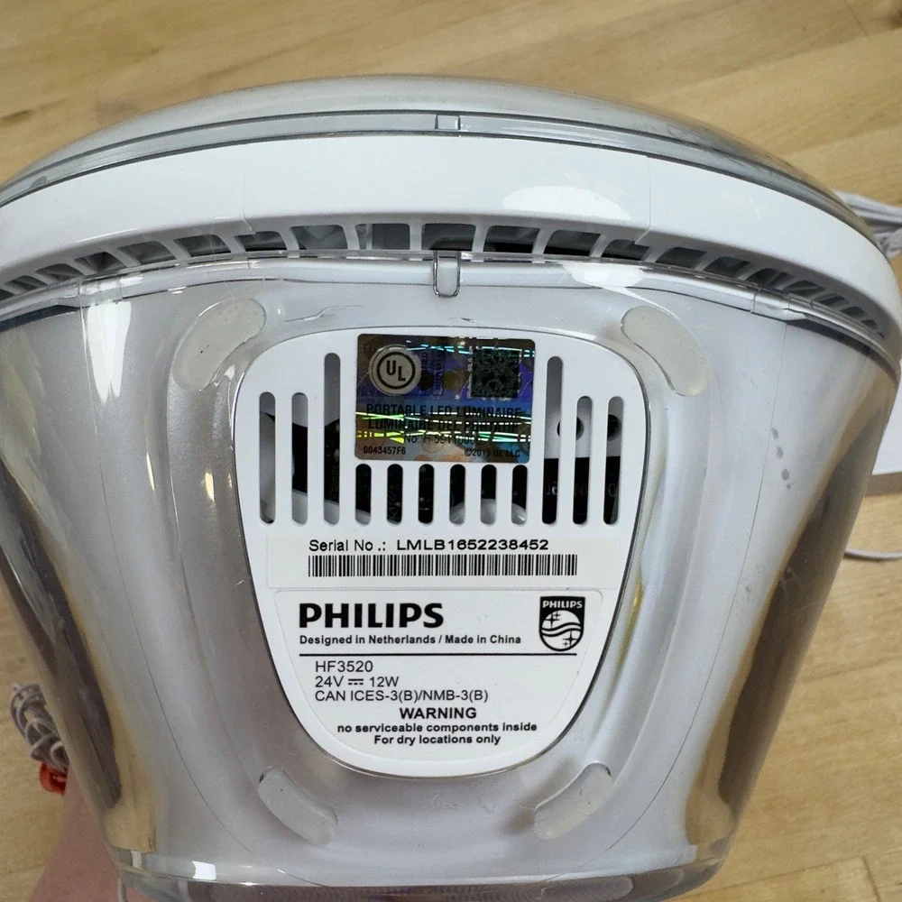 Philips Wake-Up Light HF3520 Sunrise Simulation Alarm Clock White FM Radio
